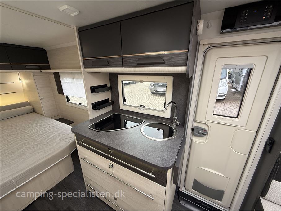 Caravelair Artica 490